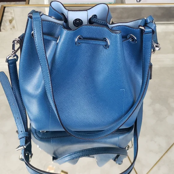 Michael Kors Greenwich Bucket Bag